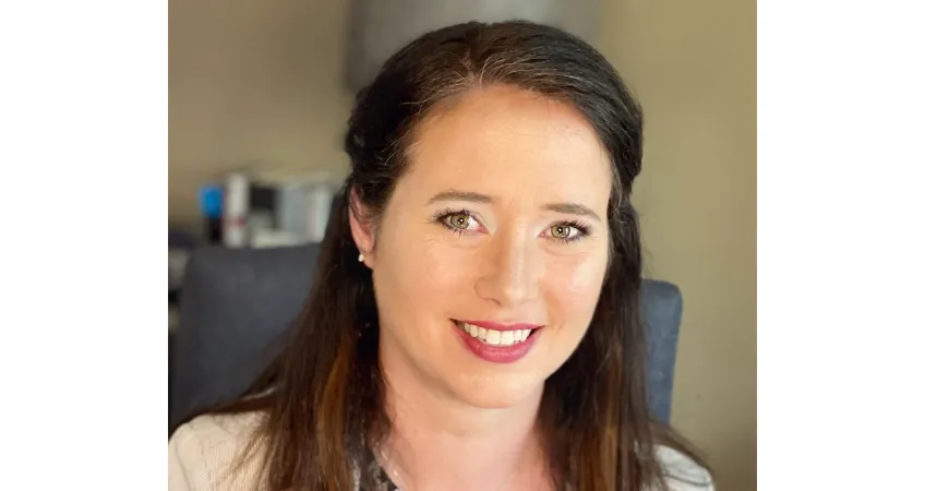 Photo of Gina Knapp