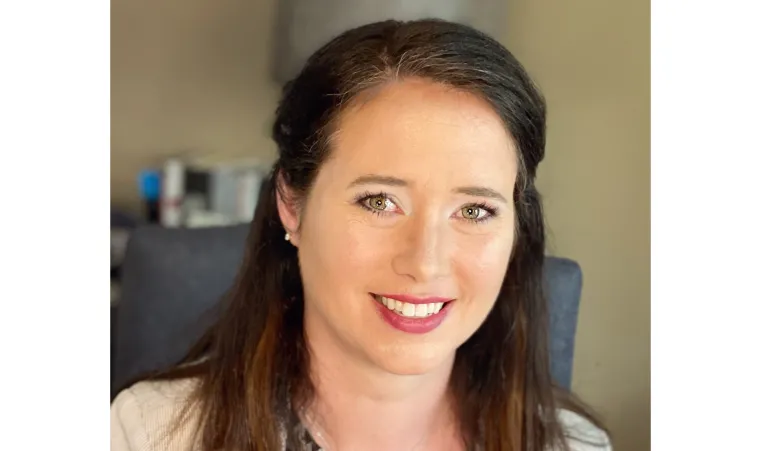 Photo of Gina Knapp